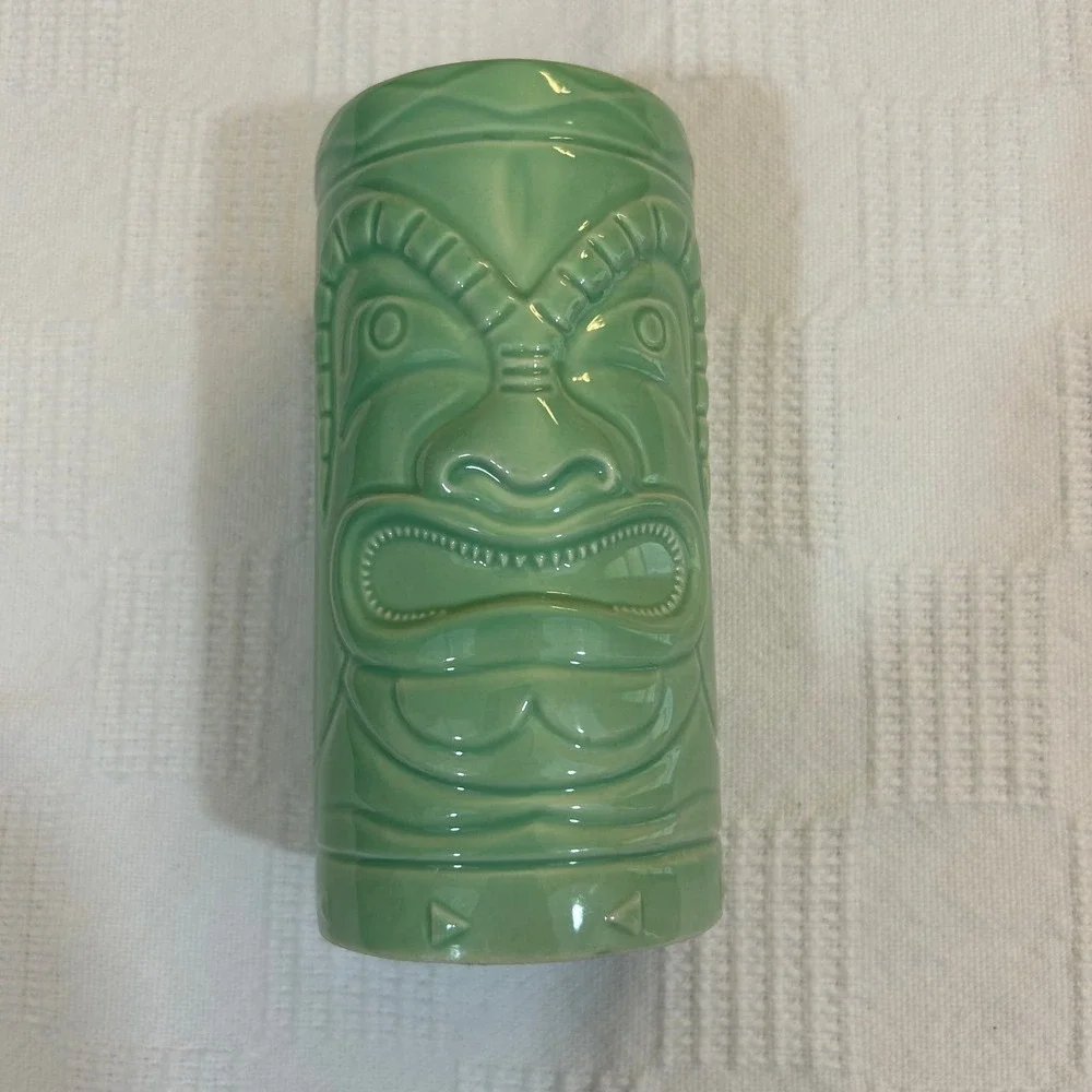 Bacardi Tiki Totem Tumbler Ceramic Green Anejo Cuatro 5.75